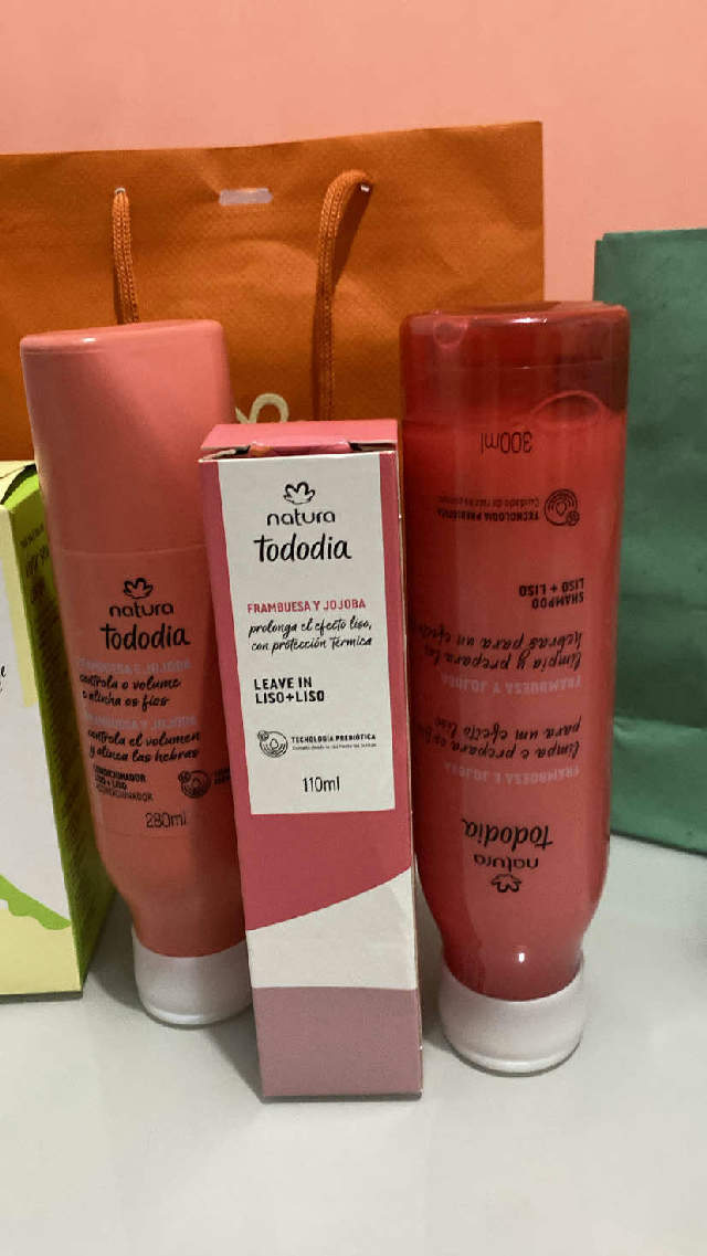 Eu não esperava gostar tanto desse produto 😍✨ Testei e vim compartilhar minha experiência real com vocês! Você já conhecia? 👀👇 #TikTokBrasil #Achadinhos #natura #DicaDeProduto #TesteiEAprovei´