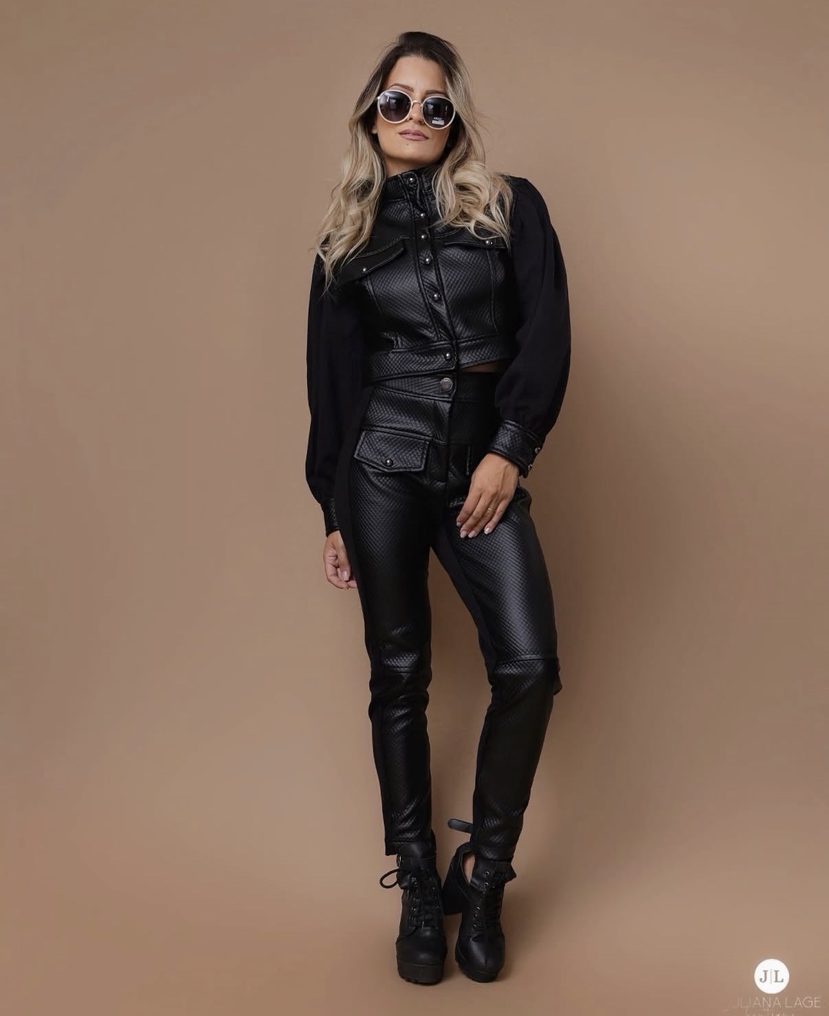 Modelo Fotográfica para loja Juliana Lage Boutique