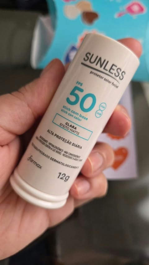 Campanha Sunless Protetor em stick com cor