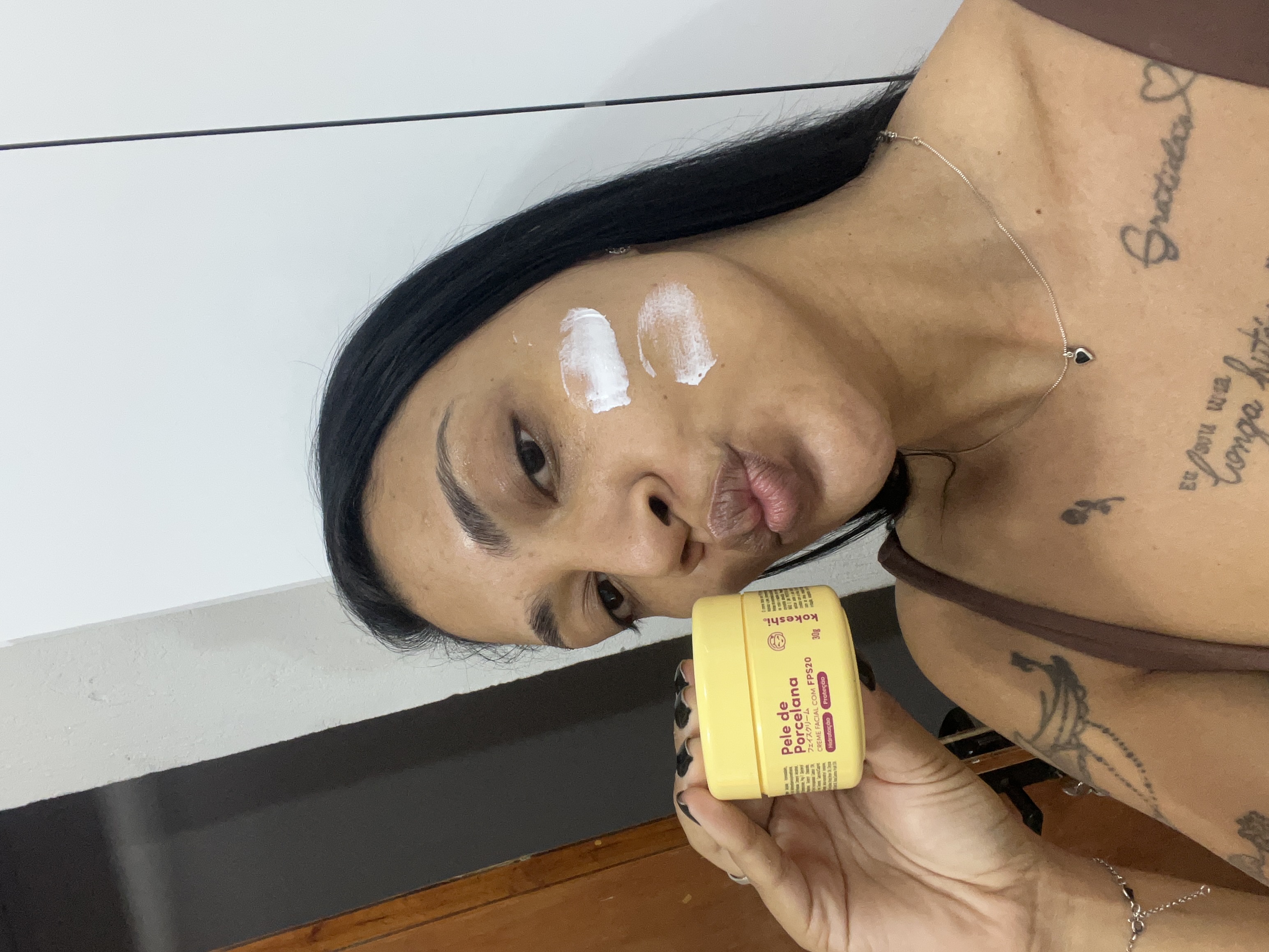 Resenha cuidados com a pele - KOKESHI
